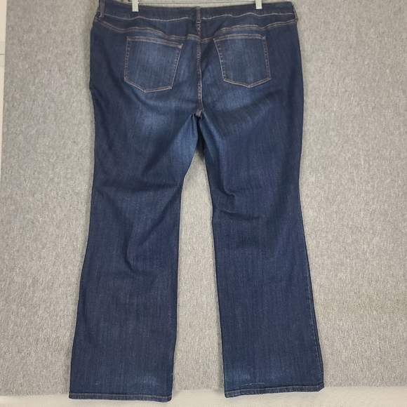 Torrid Relaxed Bootcut Stretch Denim Jeans Med Wash 24R - Picture 5 of 13